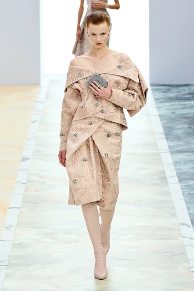 Look 26